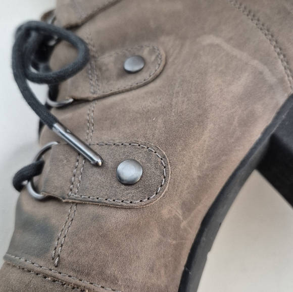 Sorel Addington Lace-Up Booties - Size 12 - Picture 16 of 16